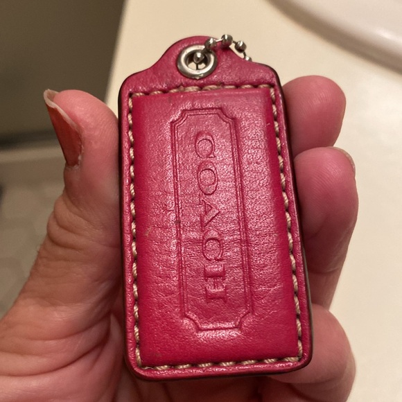 Coach pink tag - Picture 3 of 6